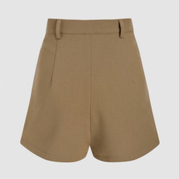 Casual Mini Shorts - Picture 2 of 3